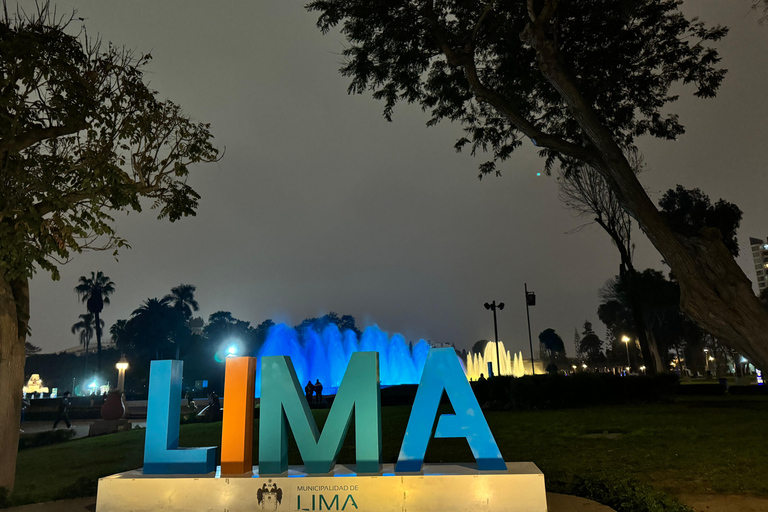 Lima: Historic Center, Catacombs, and Water Show Tour