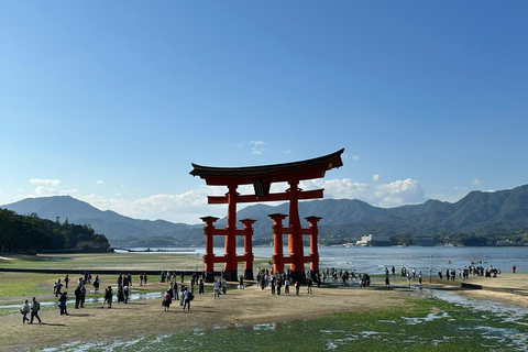 Hiroshima &amp; Miyajima UNESCO 1 dag bustourVanaf JR Hiroshima Station (zonder lunch)