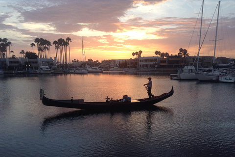 San Diego: Private Luxury Gondola Cruise in Coronado Saturday Before Sunset