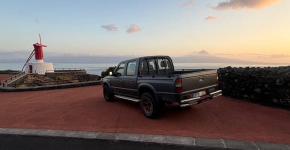 São Jorge Island: Full-Day Jeep Tour with Lunch