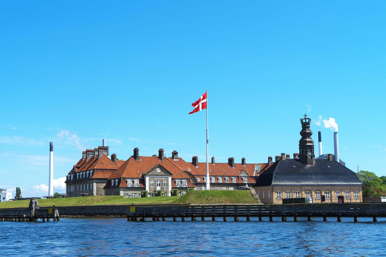 Rondvaart door de grachten in Kopenhagen en stadswandeling Nyhavn3 uur: rondleiding door de oude binnenstad en boottocht