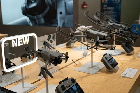 上海：最新日常科技，包括机器人、电动汽车和无人机标准套餐（含无人机送货体验）