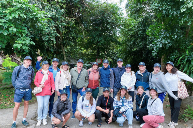 Phong Nha National Park: Paradise Cave Half-Day Tour Pickup in Hue and drop-off in Phong Nha