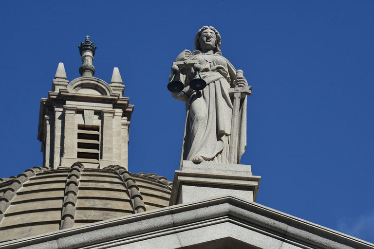 Hong Kong: Colonial Culture Walk with Tram and Star Ferry