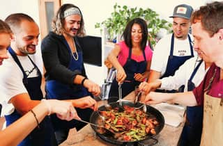 Paella-Workshop & Marktbesuch mit dem Paella-Champion 2025