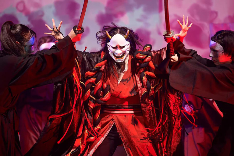 Tokyo: Samurai Night Show with Dinner & Photos Front Row Drinks and Show Ticket