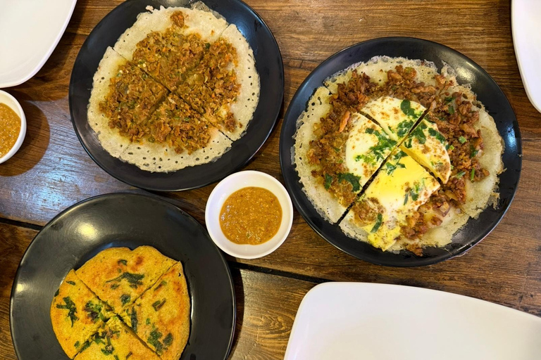 Kathmandu: tour guidato a piedi con degustazione di cibi e bevandeKathmandu: tour guidato a piedi alla scoperta del cibo e delle bevande