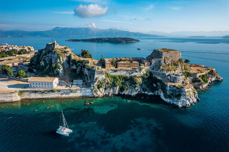 Kavos: Corfu Town / Corfu Old Town Van Tour
