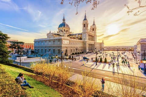 Barcelona: 6-Day Spain Tour with Hotels, Tours & Transfers