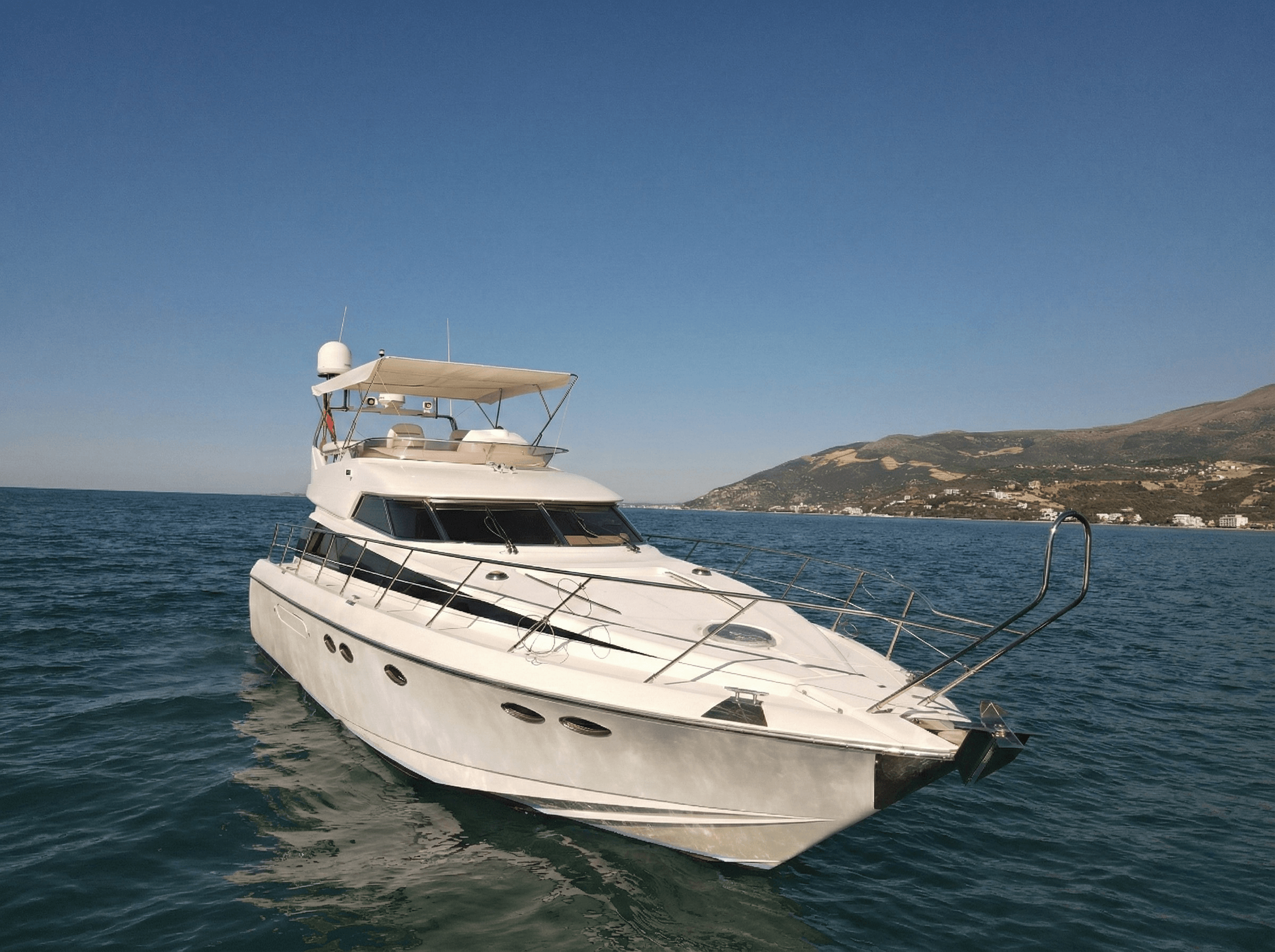 Himarë: Private Yacht-Tour für bis zu 10 Gäste