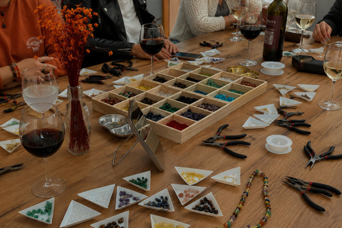 Jewelry workshop with unlimited wine - Alicante