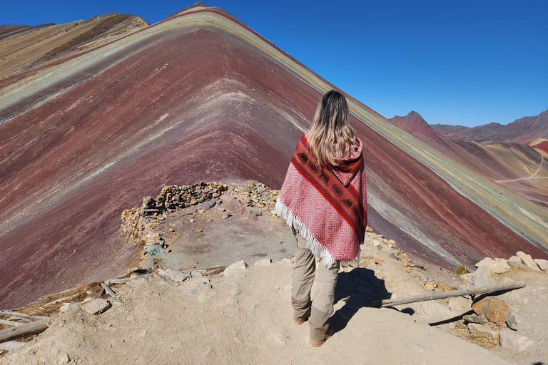 Vanuit Cusco: Dagvullende tour naar de Regenboogberg en de Rode Vallei