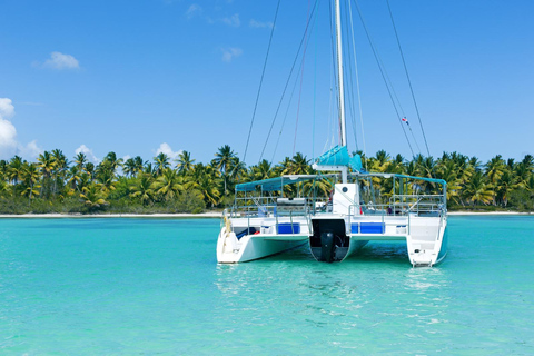 Isla Mujeres: Catamarano, snorkeling, open bar e buffetCatamarano con open bar (senza cibo)