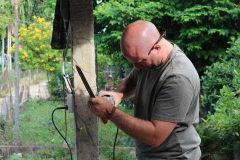 Hoi An: Knife-making Workshop with Hotel Pickup