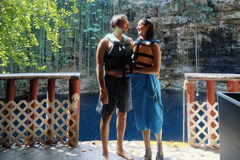 Valladolid: Chichen Itza + 2 Cenotes with Shared Transportation VALLADOLID: CHICHÉN ITZÁ + 2 CENOTES SHARED TRANSPORTATION