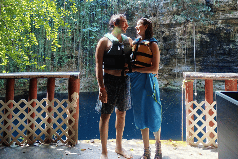 Valladolid: Chichen Itza + 2 Cenotes with Shared Transportation VALLADOLID: CHICHÉN ITZÁ + 2 CENOTES SHARED TRANSPORTATION