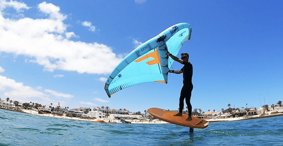 Corralejo: Wingfoil Lesson with Instructor and Equipment
