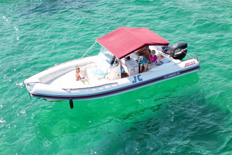 Cagliari: Boat Tour snorkeling della Sella con con aperitivo