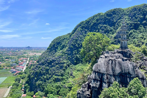 Hanoi: Trang An UNESCO, Mua Cave, Hoa Lu or Dich Long Pagoda GROUP: Hoa Lu, Trang An UNESCO BOAT, Mua Cave, Buffet, Cycle