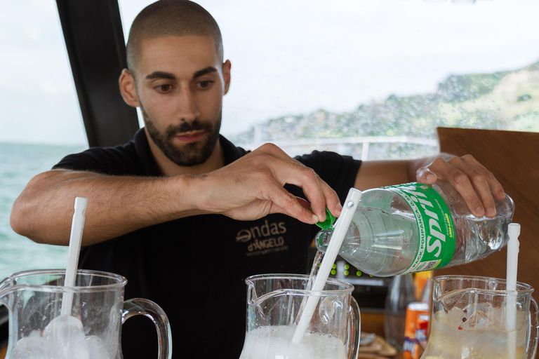 Lisbon – Sangria Social Premium Boat Experience Lisbon: Sangria Vibe Premium Boat Experience