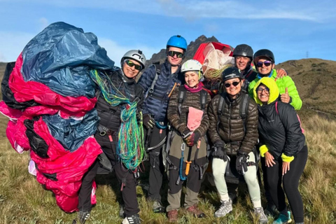 Quito: Tandem Paragliding Flight