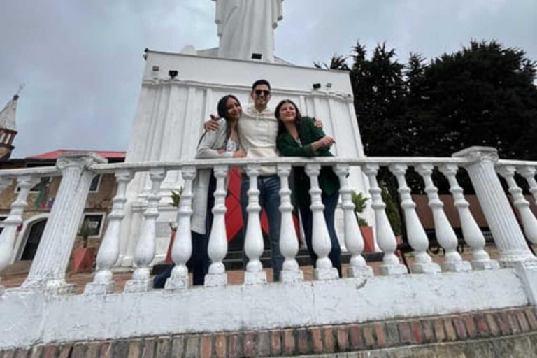 BOGOTA: Magische klimwandeling naar uitkijkpunt Monserrate, vergeving van zonden