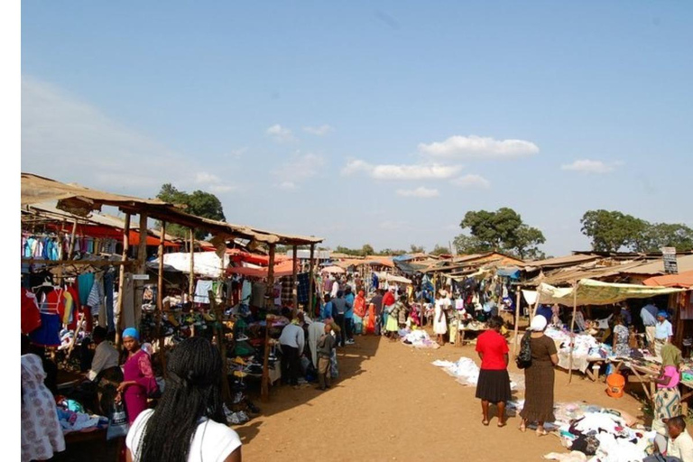 Moshi, Kilimandjaro : expérience de shopping sur le marché localMoshi, Kilimandjaro : expérience de shopping au marché local