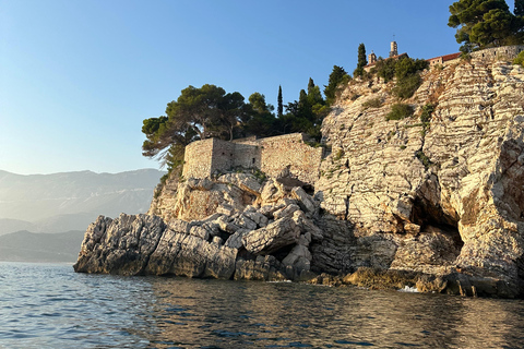 Budva: Excursión privada en barco de 5 horas: Excursión de playa en playa