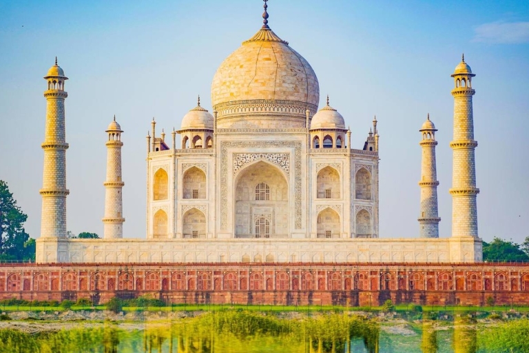 Delhi: 1 Day Delhi City & 1 Day Taj Mahal City Tour by Car Car + Driver + Guide + Tickets + 5 Star Accommodation