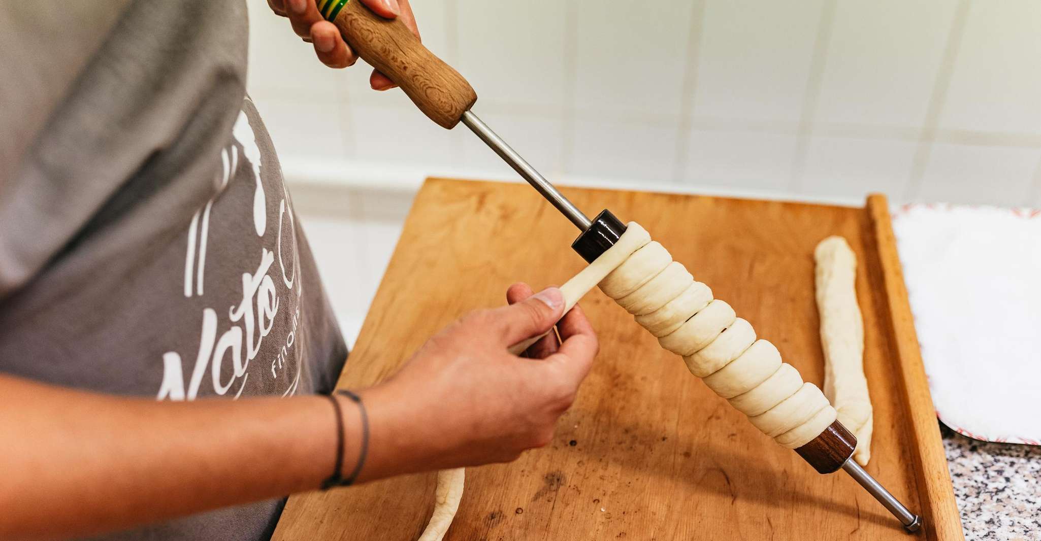 Budapest: Hungarian Chimney Cake Workshop in the City Center photo 10