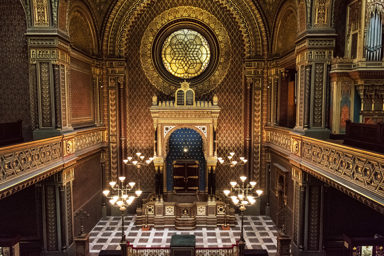 Prague Jewish Quarter Private Tour and Boat Cruise 4-hour: Jewish Quarter, Spanish Synagogue & Cruise