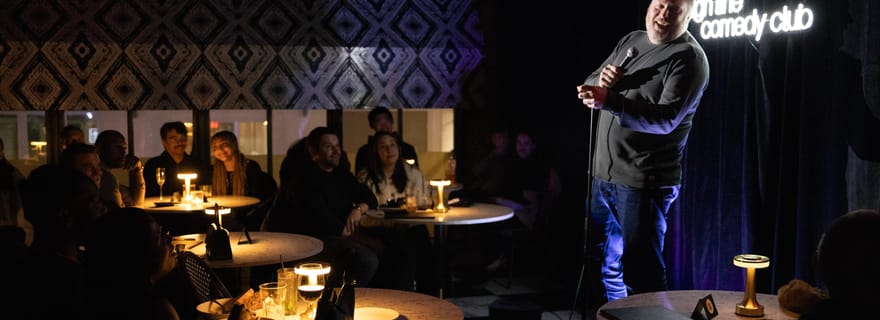 New York : stand-up comedy avec une partie de mini-golf gratuite