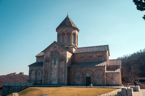 Tbilisi: 2-Day Kazbegi & Kakheti Tour with Wine Tasting