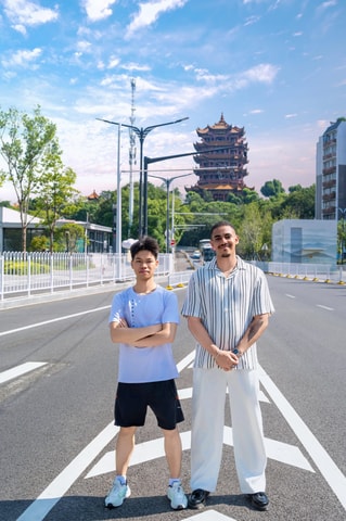 Wuhan: Yellow Crane Tower and Hubu Alley Guided Tour
