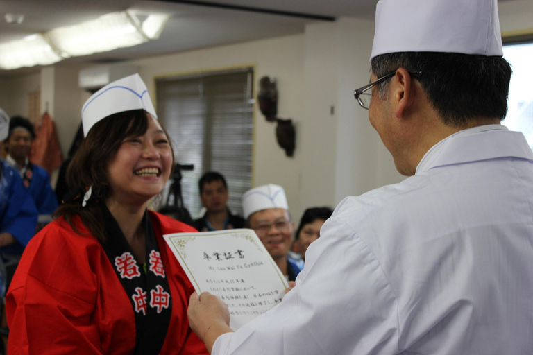 Nara: lezione di cucina, imparando a preparare l&#039;autentico sushi