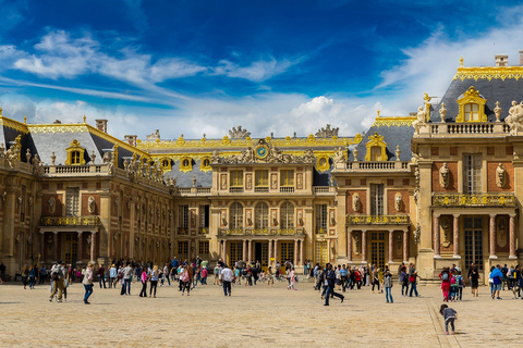 Von Paris aus: Geführter Tagesausflug nach Giverny und Schloss Versailles