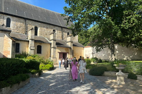 Krótki dzień z rodzinnymi hodowcami i tradycyjny lunch w Reims