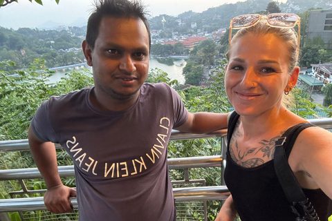 Kandy: Tuk-Tuk Sights, Culture, Shopping & Treatment