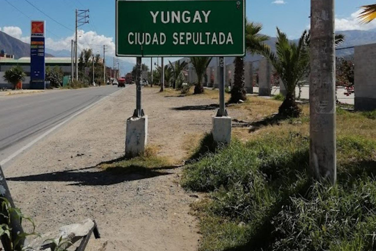 Huaraz: Ganztag Laguna Llanganuco + Yungay + Carhuaz