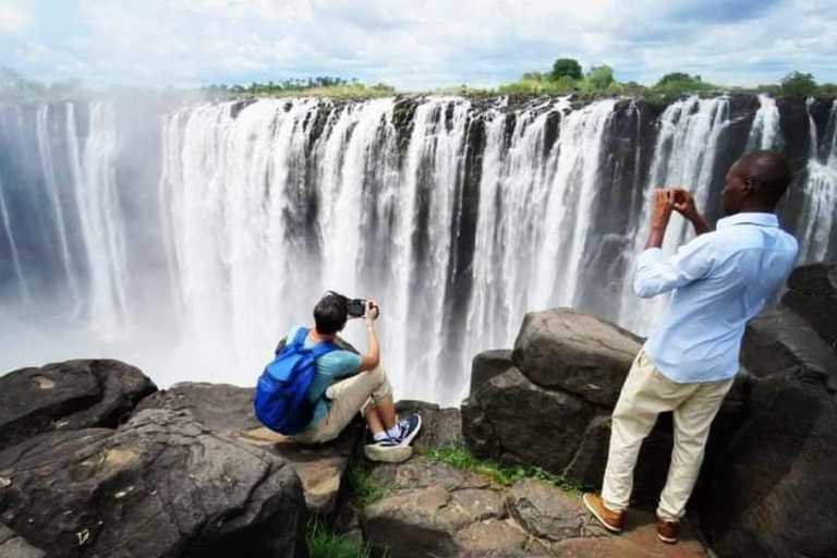 Livingstone: Cultural & Heritage Tour with Lunch