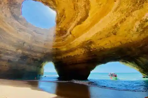 Private Day Tour Algarve with Portimão city and Benagil Cave