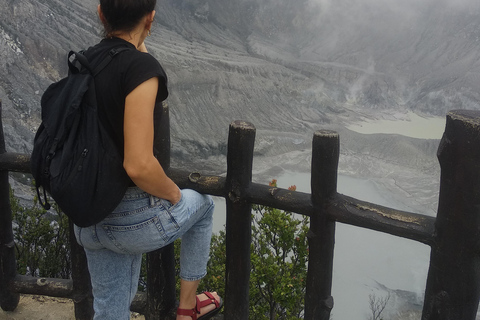 Bandung : Private Tour Guide Sightseeing (Costum tour)