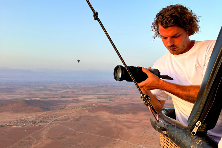 Marrakech: UNFORGETTABLE Flight,Berber Breakfast,certificateMarrakech: Balloon Flight, Berber Breakfast and certificate