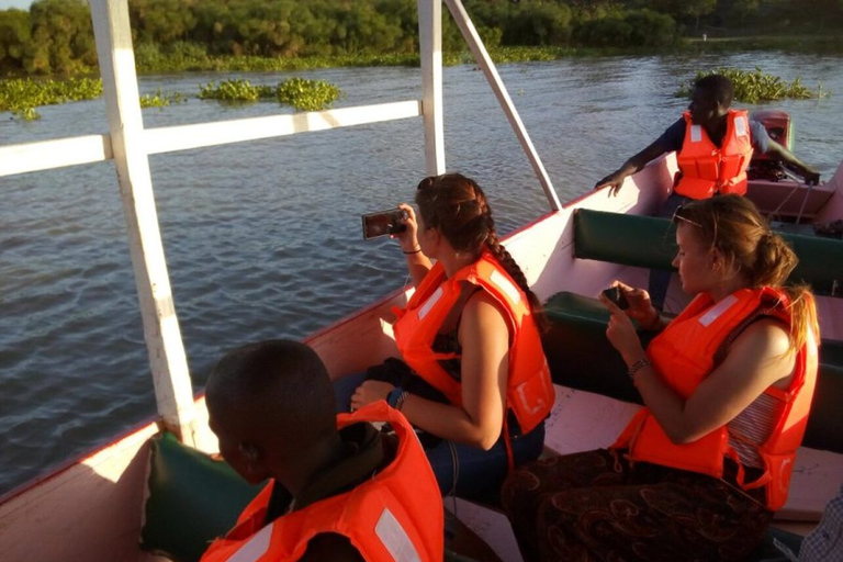 Entebbe: UWEC Behind-the-Scenes Tour & Lake Victoria Cruise