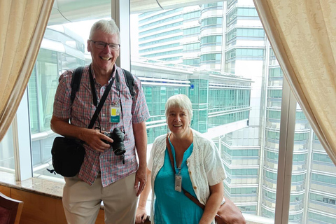 Petronas Twin Tower Skybridge View & Dining Experience WESTERN CUISINE DINNER 7PM