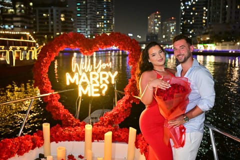 Luxury Proposal on a Yacht in Dubai