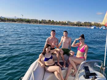 Salou: Private Zodiac-Bootsfahrt durch die Buchten von Salou