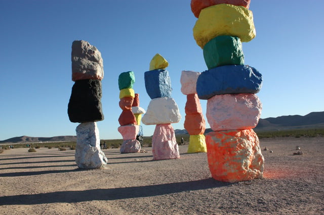 Las Vegas: 7 Magic Mountains &amp; Death Valley Stargazing Tour