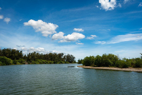 Negombo: Private Sunrise Boat Safari with Hotel Transfer