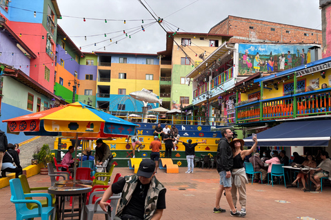From Medellín: Guatapé and San Rafael 2-Day Adventure